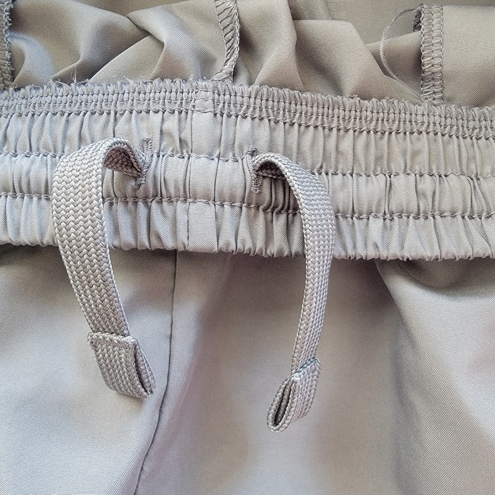 Nike Boys' XL Grey Dri-FIT Multi Woven shorts - Picture 8 of 13